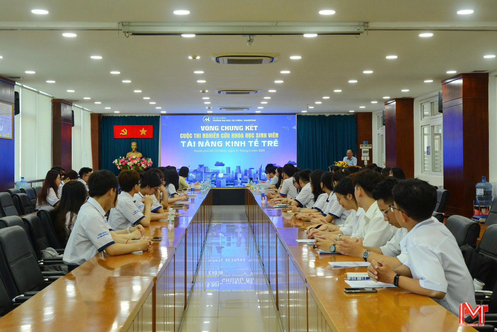 Đoàn Thanh niên - Hội sinh viên UFM phối hợp tổ chức thành công Chung kết cuộc thi Nghiên cứu Khoa học sinh viên - Tài năng kinh tế trẻ năm 2025